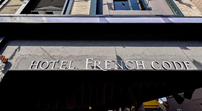 French Code Hotel Changwon Extérieur photo