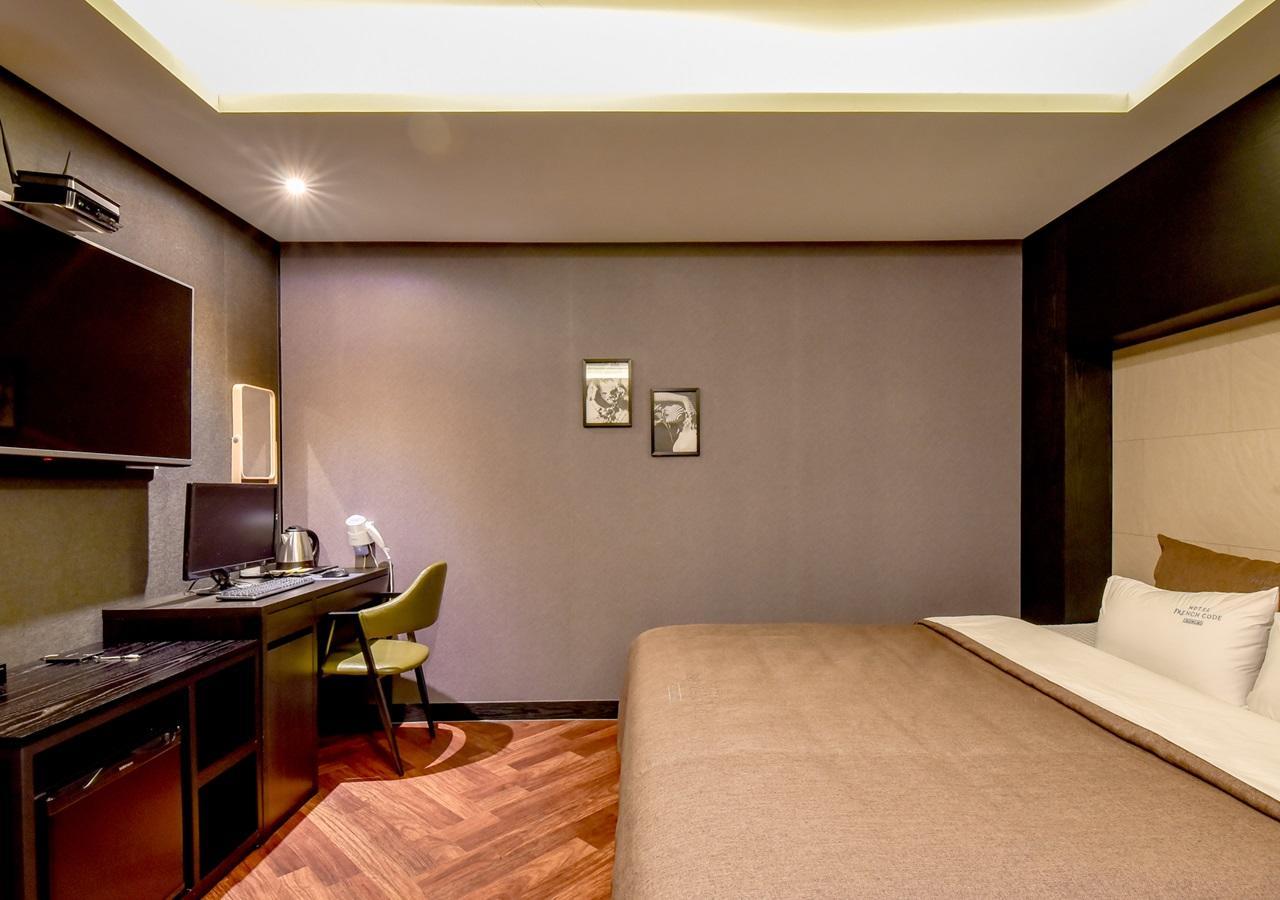 French Code Hotel Changwon Extérieur photo
